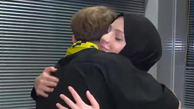 Kerem Aktürkoğlu Fenerbahçe’ye transfer oldu! Eşi Ceren Azak kimdir, kaç yaşında? Ceren Azak hangi takımlı?