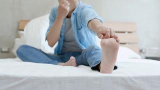 Ayak kokusu neden olur, nasıl geçer? Ayak kokusu sorunu ve çözümü