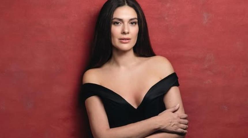 Bergüzar Korel makyajsız halini paylaştı! Görenler inanamadı 