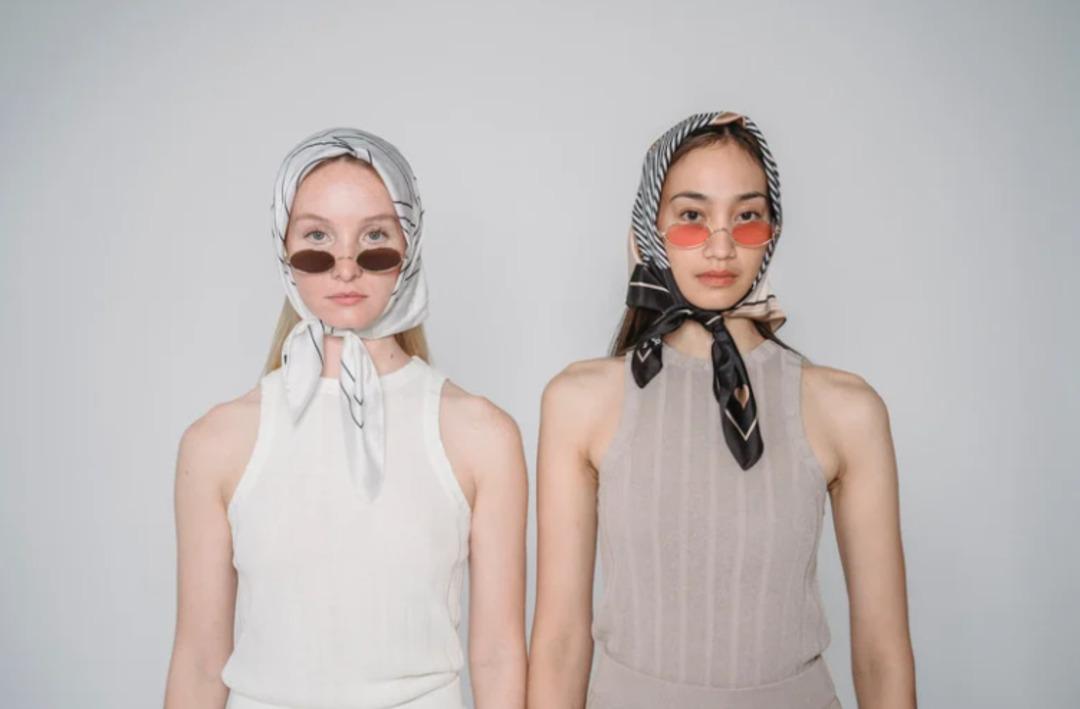 Tarz görünmek bu kadar kolay! Fular kullanmanın tarzınıza katacağı 10 büyük fark 3