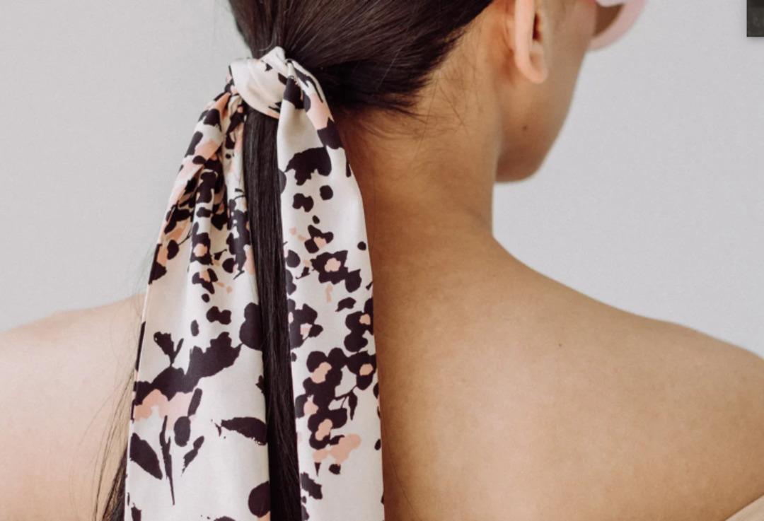 Tarz görünmek bu kadar kolay! Fular kullanmanın tarzınıza katacağı 10 büyük fark 4