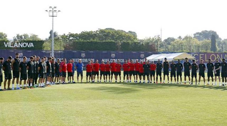 Barcelona lig ma&ccedil;ına siyah bantla &ccedil;ıkacak