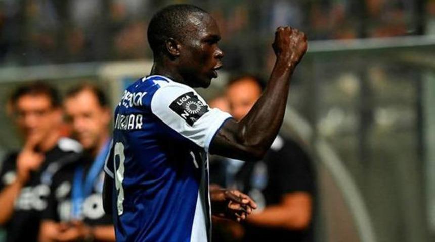 Aboubakar i&ccedil;in Fenerbah&ccedil;e Porto'nun kapısını yeniden &ccedil;alacak
