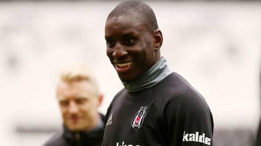 Demba Ba Beşiktaş'tan haber bekliyor