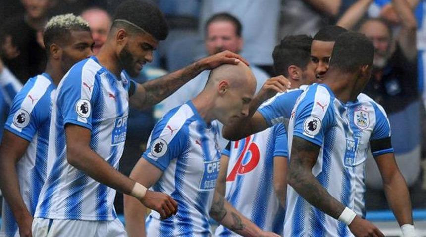 Huddersfield Town 1 - 0 Newcastle United
