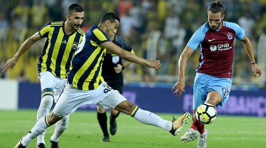 Manchester United g&ouml;zlemcisi Kevin Stonehouse Yusuf Yazıcı'yı izledi