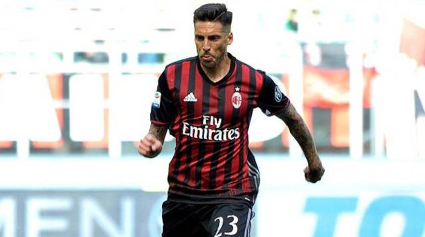 Trabzonspor Jose Sosa transferini bitirmek &uuml;zere
