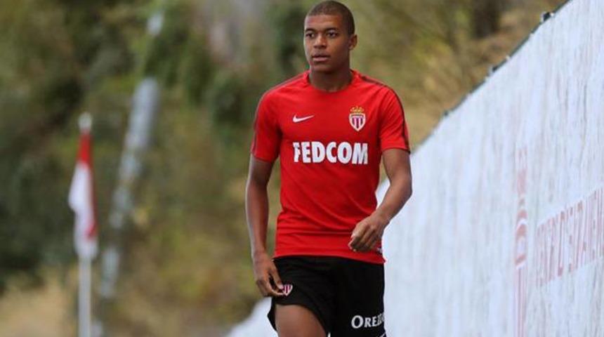 Mbappe takım arkadaşıyla kavga etti, kadro dışı kaldı