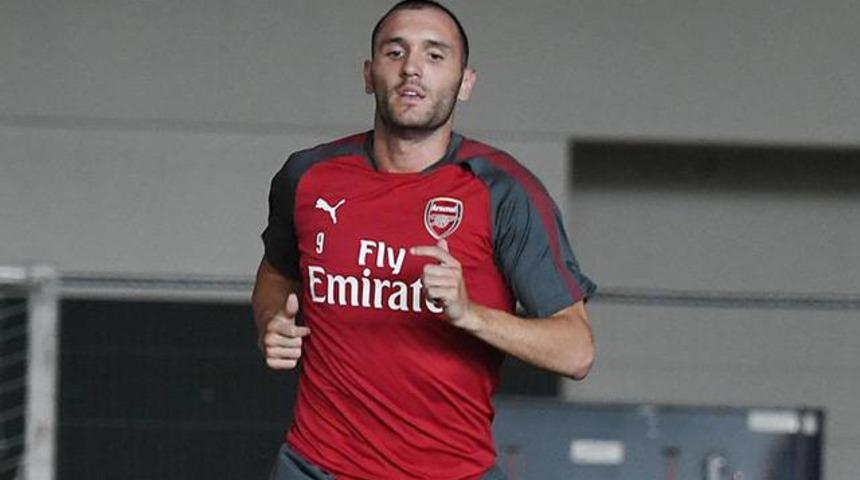 Fenerbah&ccedil;e'nin istediği Lucas Perez'e Galatasaray talip oldu
