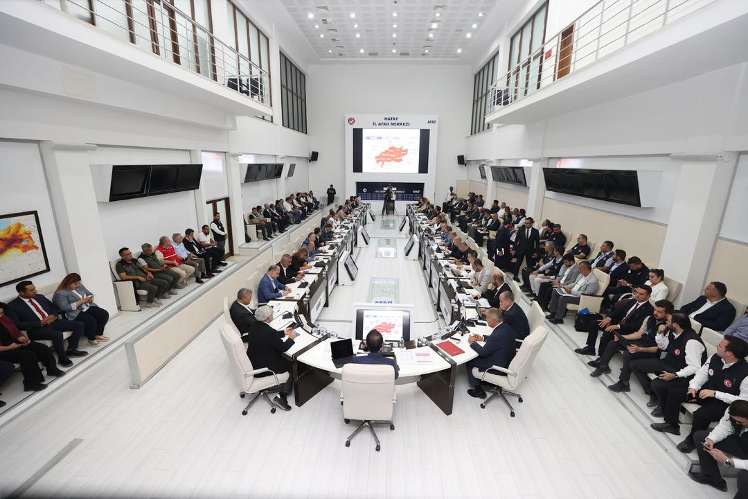 CHP li Başkan ve İYİ Partili vekilden Bakan Kurum a Hatay teşekkürü 7