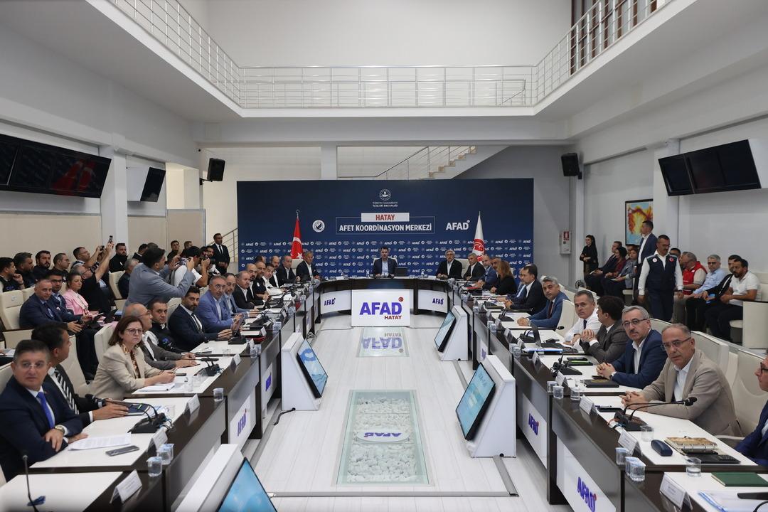 CHP li Başkan ve İYİ Partili vekilden Bakan Kurum a Hatay teşekkürü 9