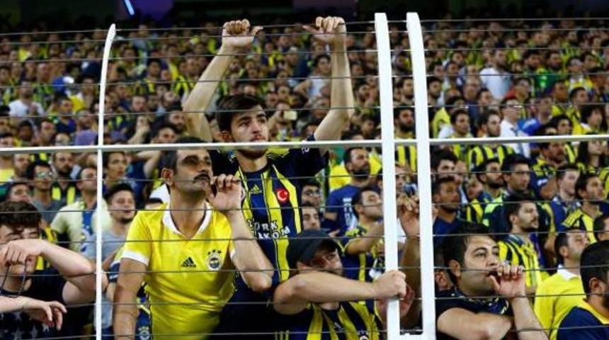 Fenerbah&ccedil;e taraftarından b&uuml;y&uuml;k tepki