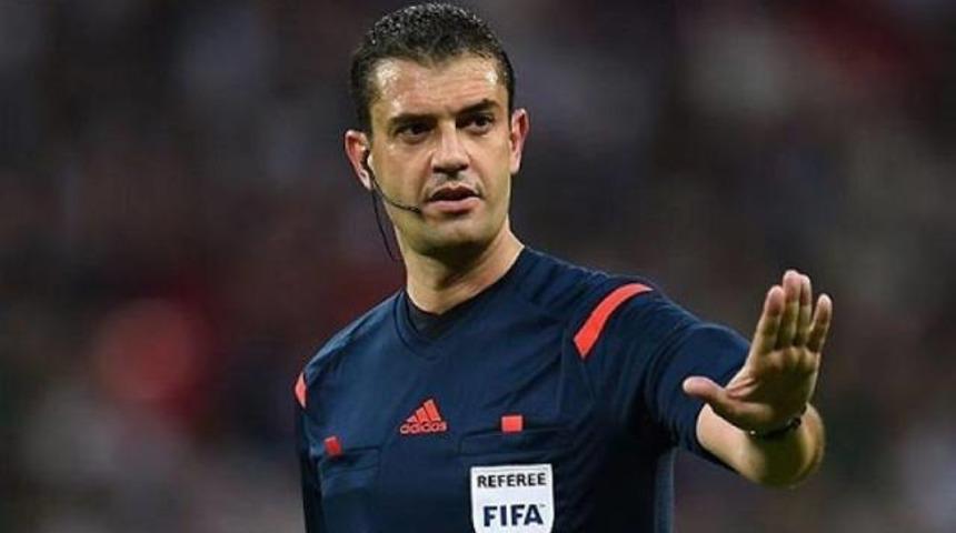 Milli takımın ma&ccedil;ının hakemleri değişti