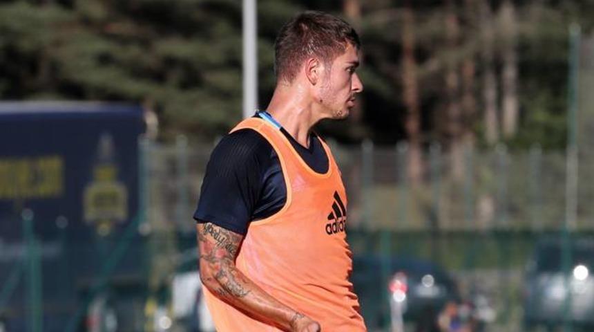 Roman Neustadter de Fenerbah&ccedil;e'den ayrılıyor