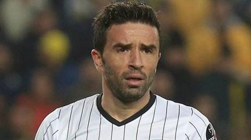 Beşiktaş'a G&ouml;khan G&ouml;n&uuml;l'den k&ouml;t&uuml; haber