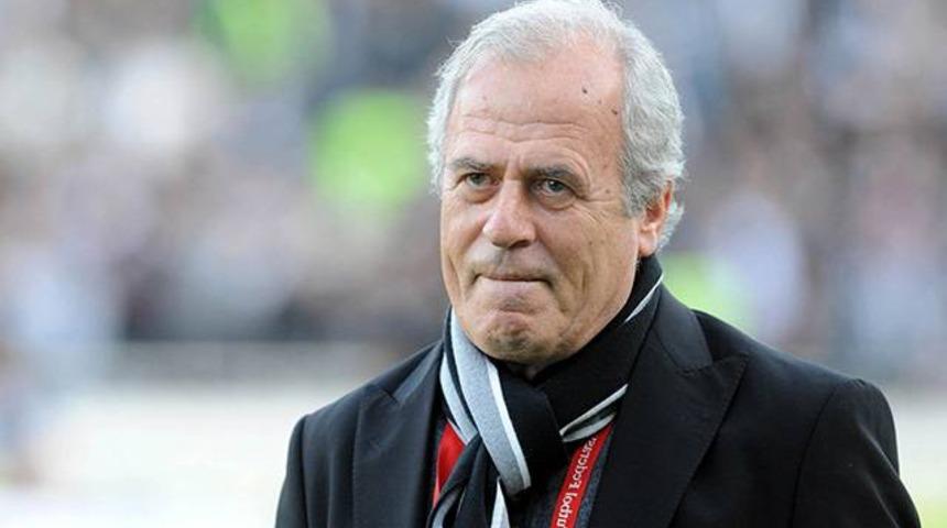 Beşiktaş Mustafa Denizli'nin fotoğrafını Vodafone Park'a asmadı