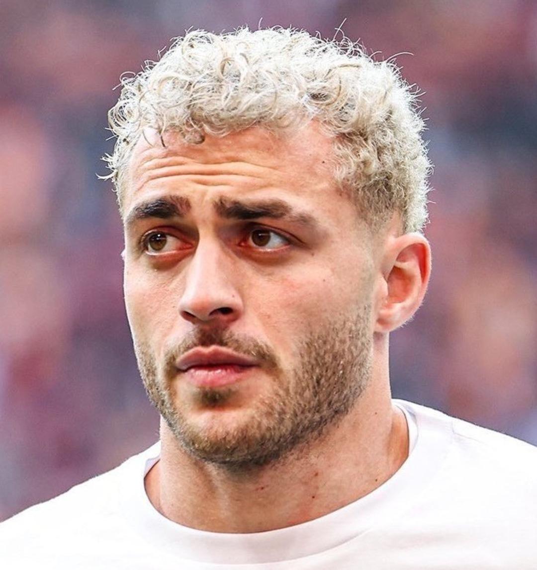 Galatasaray da Barış Alper Yılmaz ın geleceği netleşiyor! Yıldız futbolcu Türkiye rekorunu kırarak ayrılıyor... 1