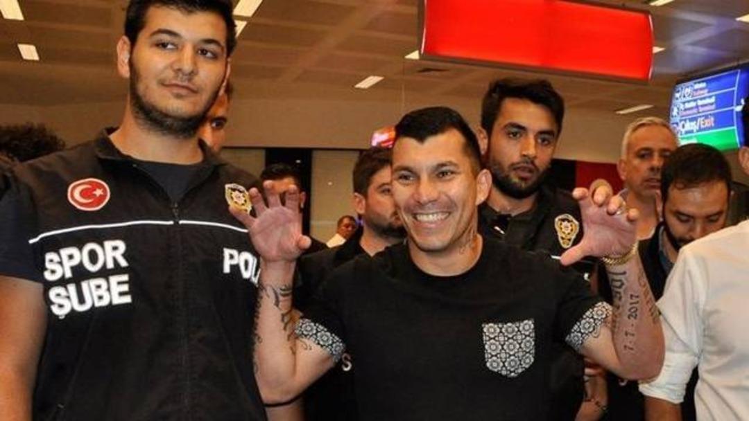 Gary Medel'den şok hareket! Polise gitti ve...