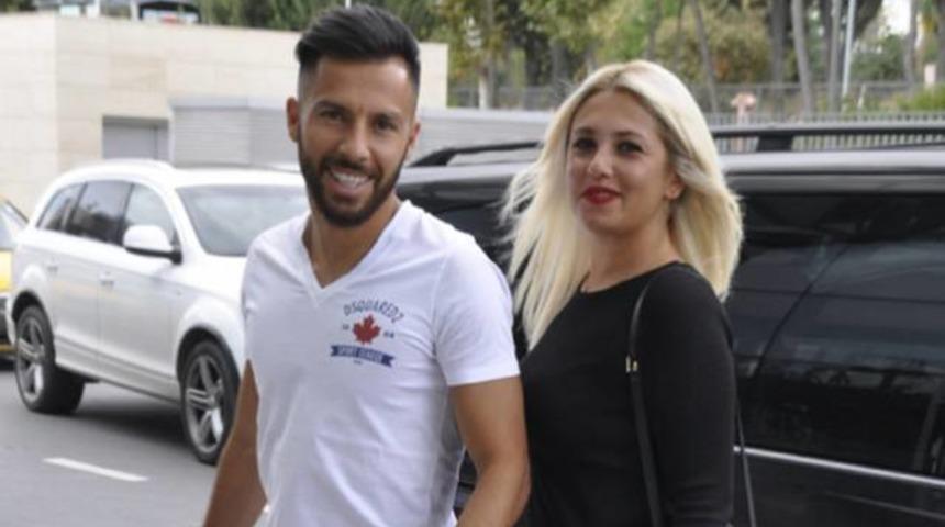 Yasin &Ouml;ztekin 4 milyon TL'ye eşine ev aldı