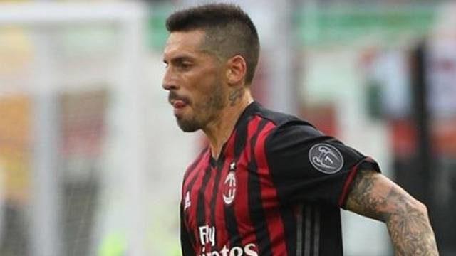 Milan, Sosa için Trabzonspor ile anlaştığını duyurdu