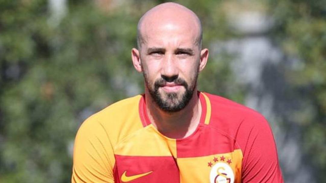Galatasaray Latovlevici'yi resmen a&ccedil;ıkladı