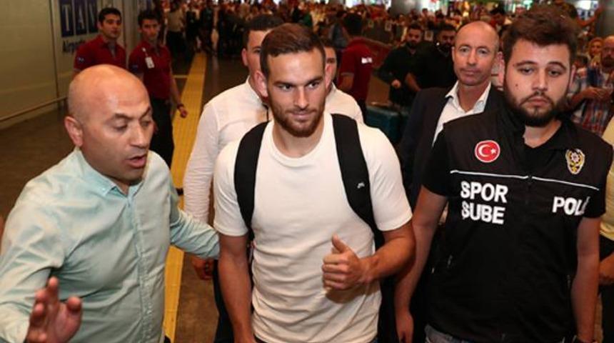 Vincent Janssen, İstanbul'a geldi