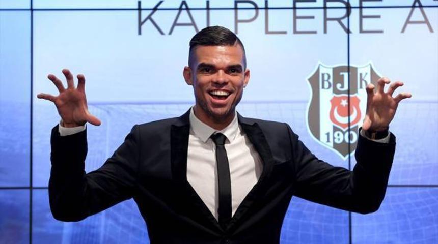 Pepe'den Beşiktaş taraftarına &ouml;vg&uuml;