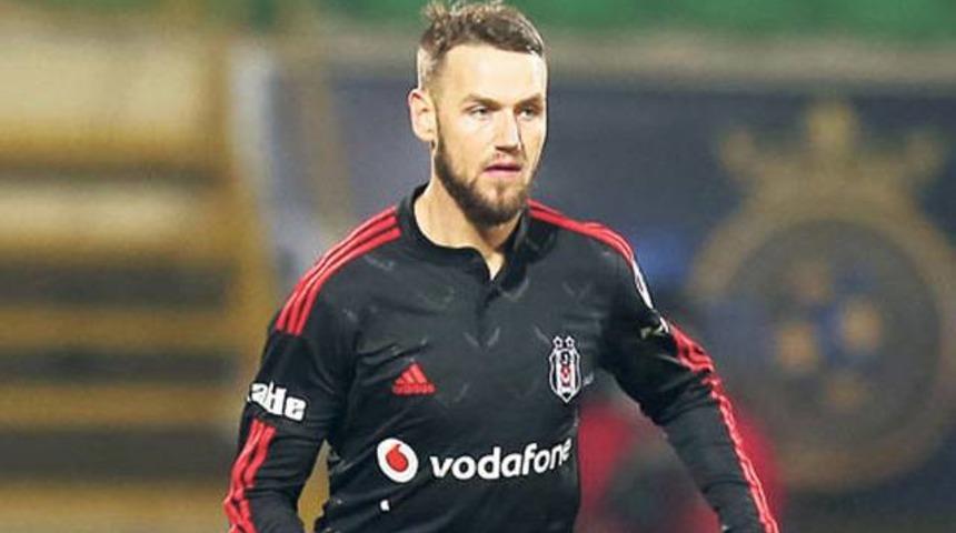 Beşiktaş'ta Milosevic &Ccedil;aykur Rizespor'a kiralandı