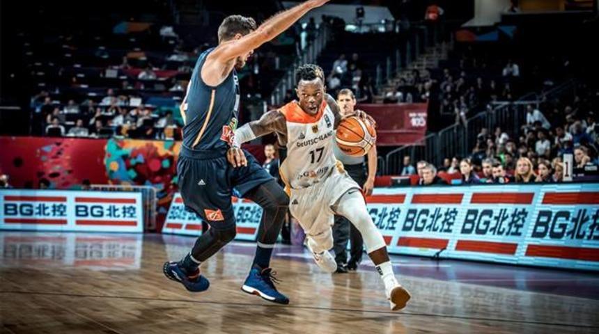 EuroBasket 2017'de Almanya, Fransa'yı yenerek &ccedil;eyrek finale &ccedil;ıktı