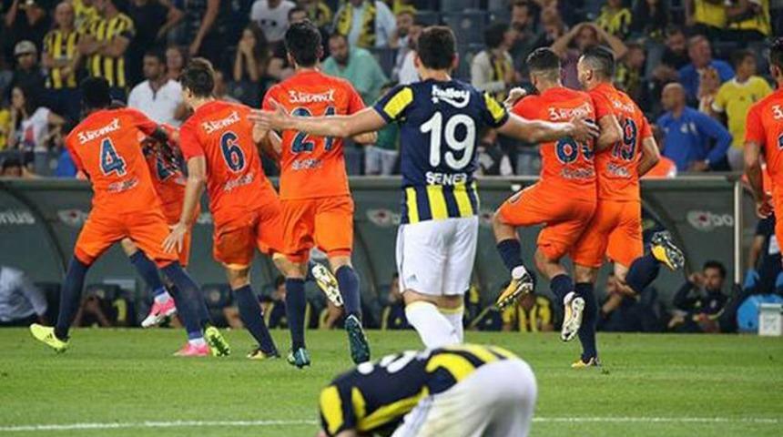 Fenerbah&ccedil;e yarıştan erken kopuyor