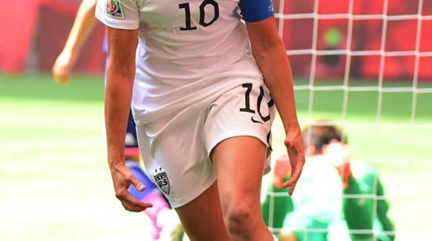 Mersin'de kadın futbolcu Tuğ&ccedil;e &Ouml;.'ye cinsel istismar!