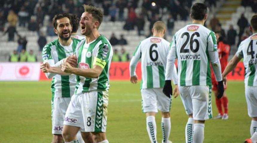 Konyaspor'da Ali &Ccedil;amdalı kadro dışı bırakıldı