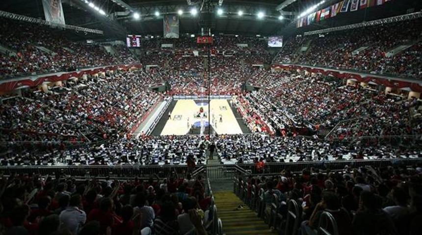 Anadolu Efes ma&ccedil;larını Sinan Erdem'de oynayacak