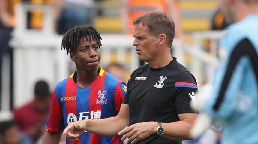 Frank de Boer Crystal Palace'tan kovuldu