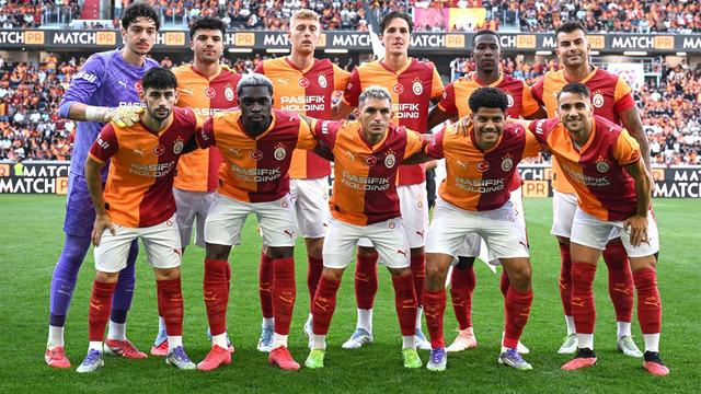 Galatasaray Carlos Cuesta ile yollarını ayırdı! Kolombiyalı oyuncu Brezilya Ligi ekiplerinden Vasco Da Gama'ya gitti...
