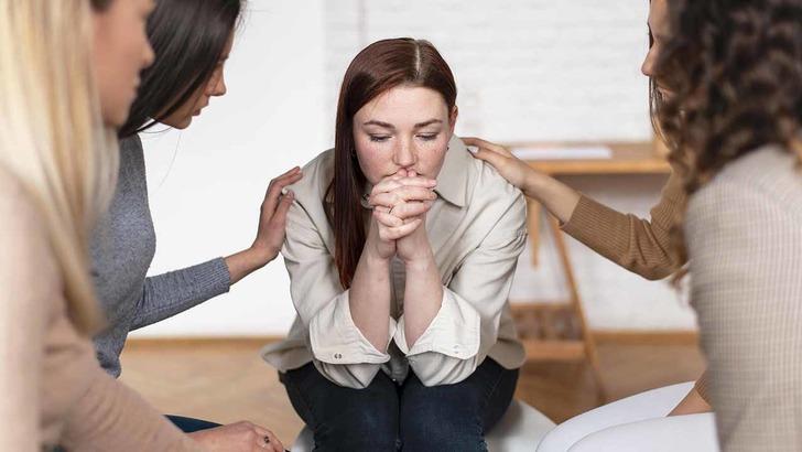 Evde stresli bir gün geçiren biri olduğunda diğerleri nasıl davranır?