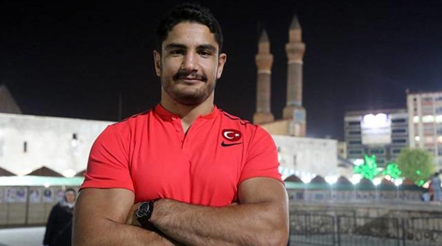 Taha Akg&uuml;l 3 olimpiyat şampiyonluğu ile kariyerini bitirmek istiyor