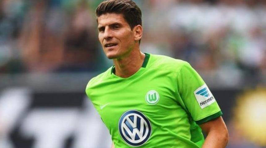 Mario Gomez Wolfsburg'dan ayrılmaya hazırlanıyor