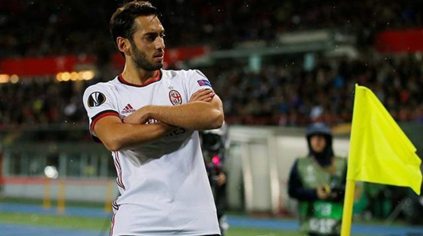 Hakan &Ccedil;alhanoğlu 1 gol, 2 asistle yıldızlaştı
