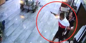 Adana'da kafeyi kurşunladılar! Sebebi pes dedirtti