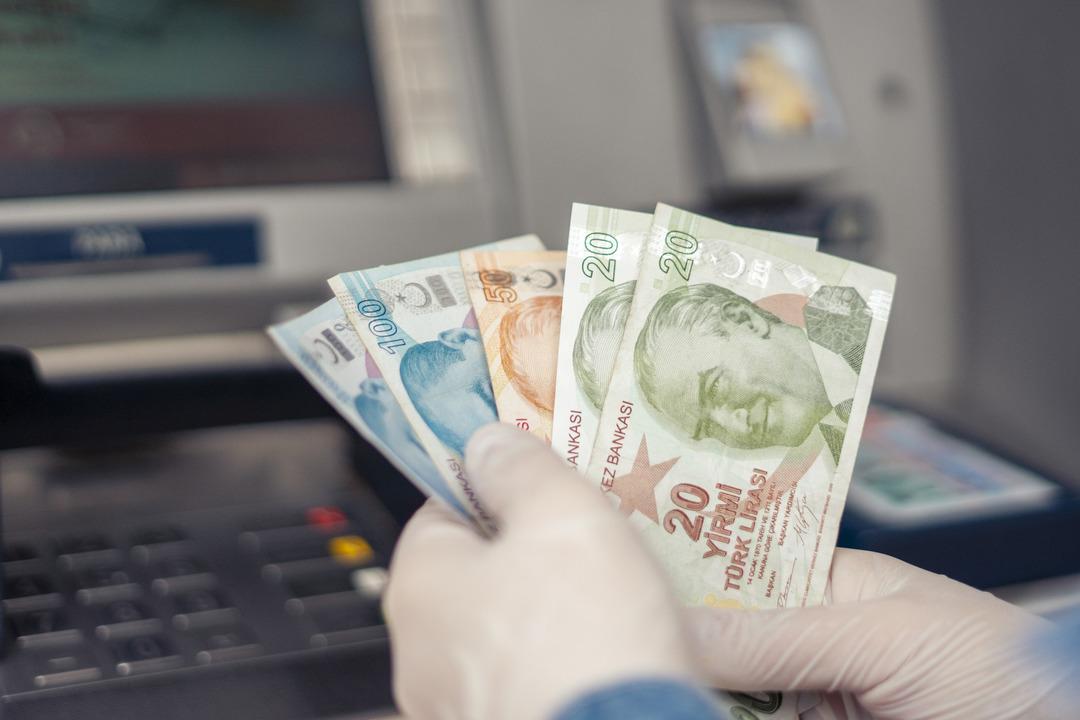  Can çekişir halde  Kepenkleri indirdiler, yıllık maliyeti 19 bin lira  İkinci bir seçenek olarak...   3