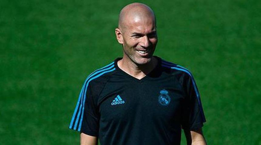 Zidane m&uuml;jdeyi verdi