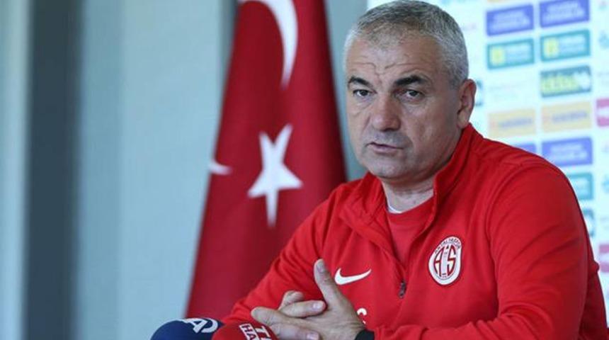 Rıza &Ccedil;alımbay Yeni Malatyaspor'a dinlenmek istediğini s&ouml;yledi