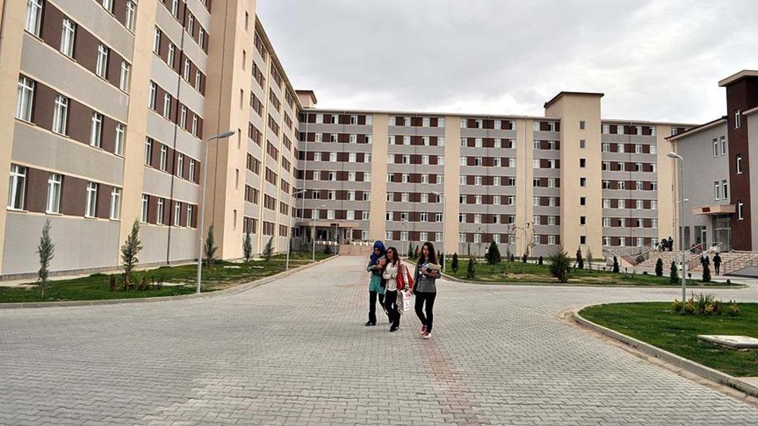 Gençlik ve Spor Bakanı açıkladı: KYK yurt başvuruları başladı! Bu tarihlere dikkat! 3