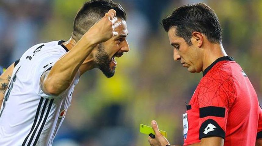 Negredo: 'Fenerbah&ccedil;eli oyuncular sahaya kavga etmeye &ccedil;ıktı'