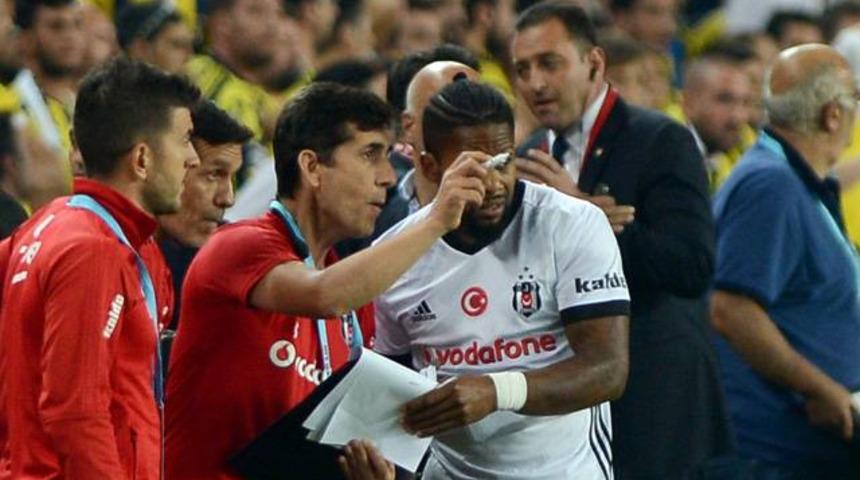 Jeremain Lens Fenerbah&ccedil;e'nin soyunma odasına gitti