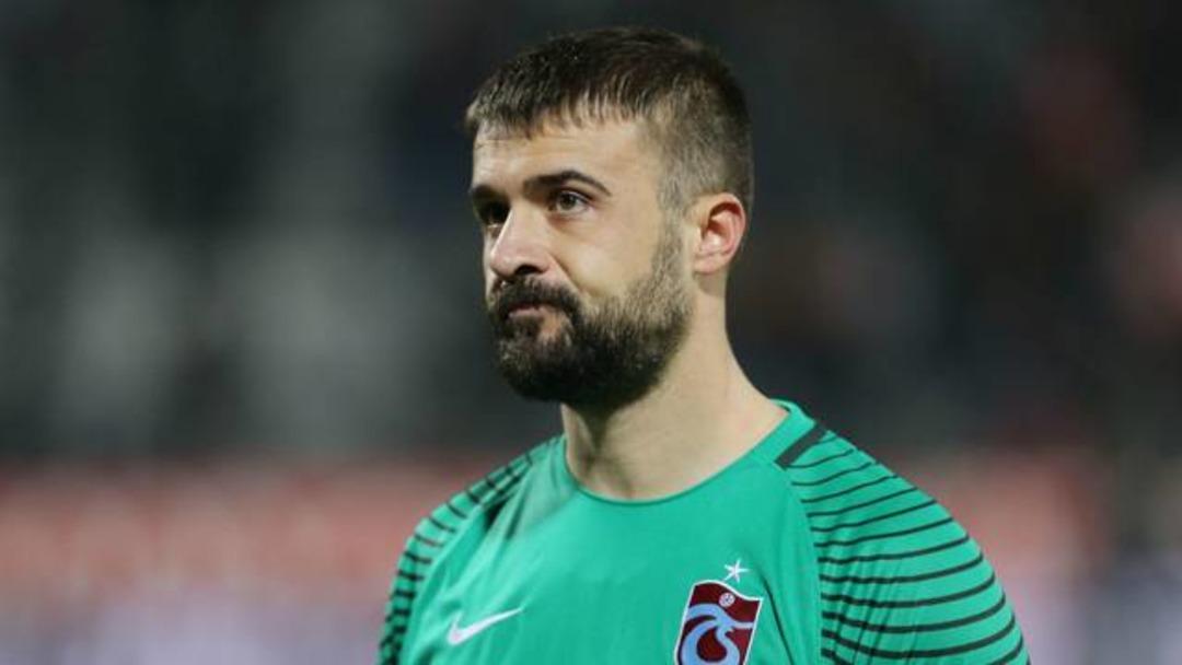 Onur Kıvrak'tan Fenerbah&ccedil;e'ye: "&Ccedil;alınan şampiyonluk..."