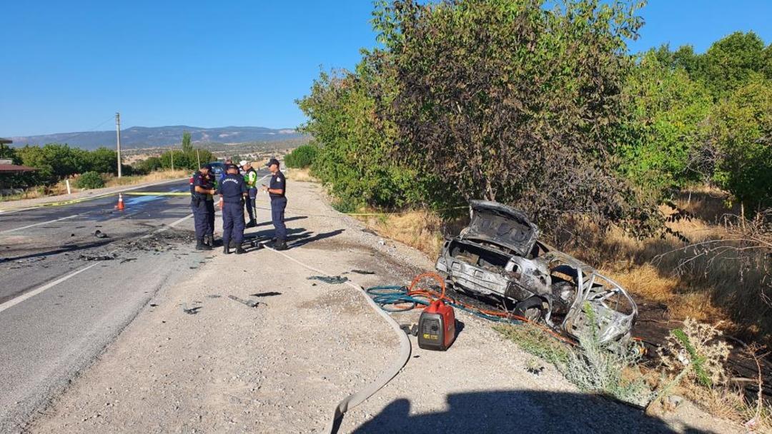 Yanarak can verdiler! Manisa da korkunç olay... Yakınları görünce olduğu yere çöküp kaldı 4