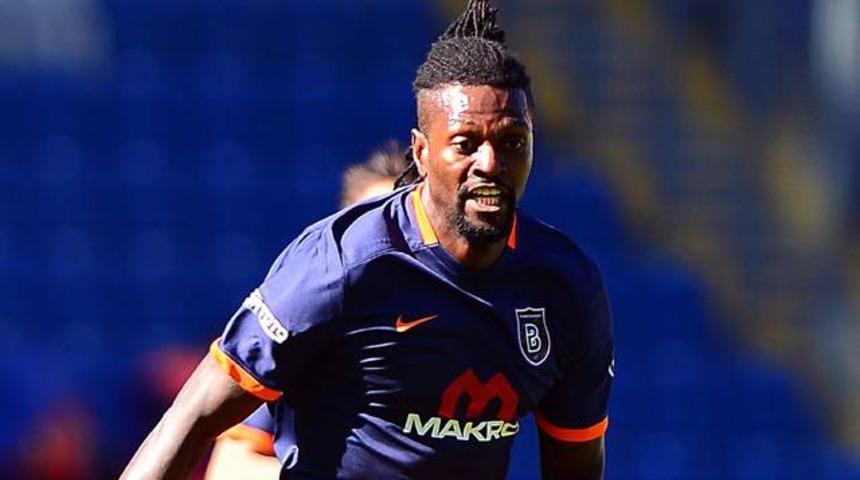 Başakşehir'de Adebayor depremi