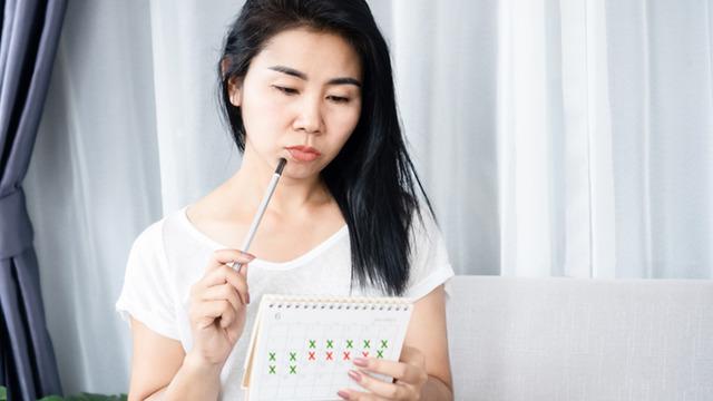 Erken menopoz vakaları günden güne artıyor! Uzmanlar tehlikeye karşı uyardı: Adet düzensizliklerini hafife almayın